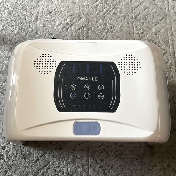 Omanle IlluminateProfessional Level Laser Therapy Care Equipment